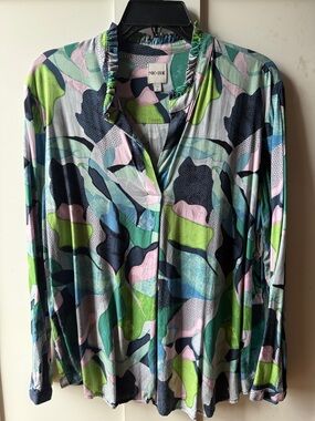NIC+ZOE Green Multi-Color Abstract Print Long-Sleeve Top